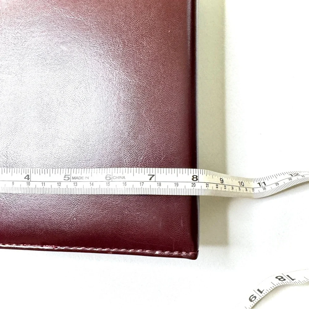 Franklin Covey Burgundy Leather Planner binder